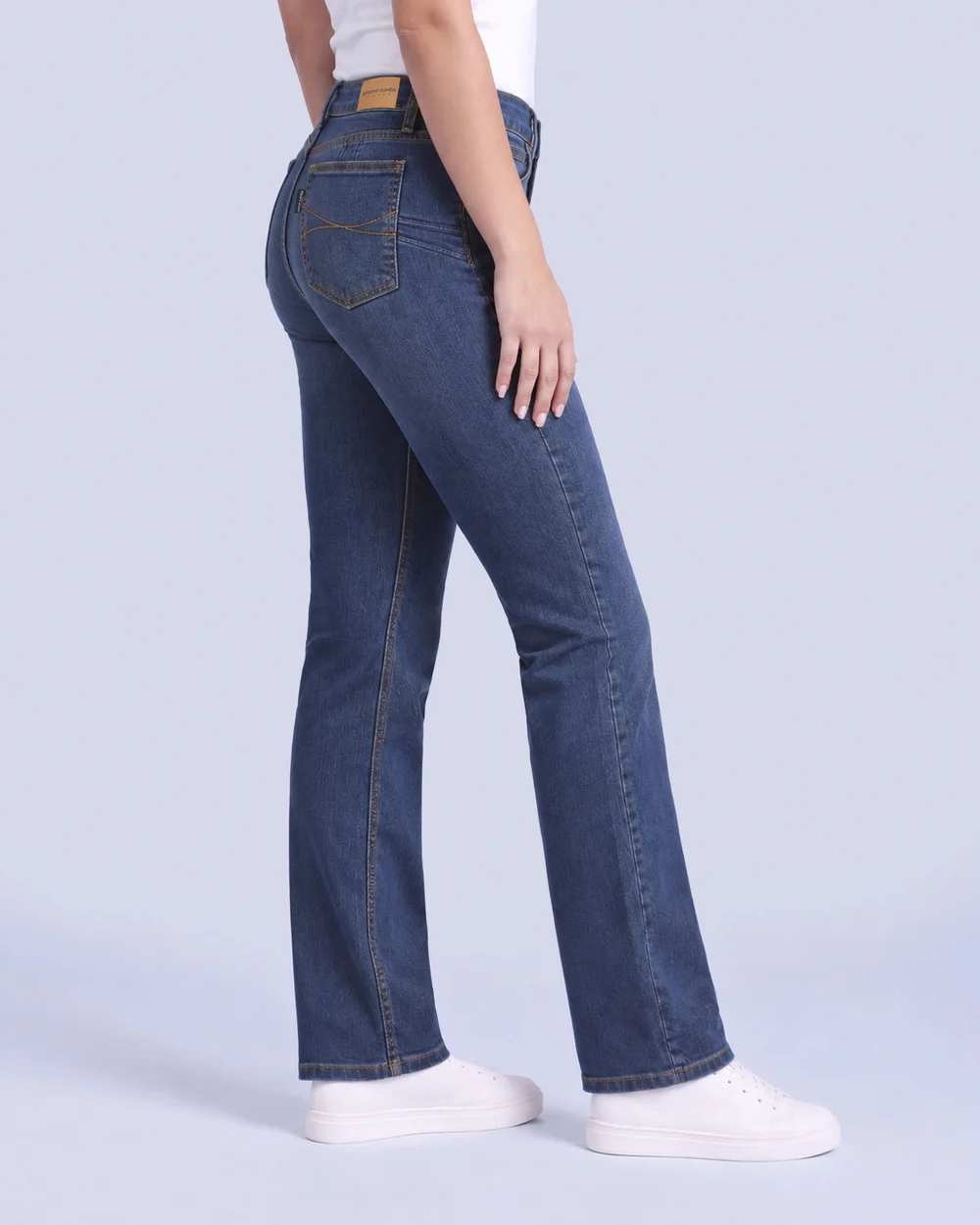 Jeans levanta pompa tiro alto con un botón estilo recto 461 azul claro