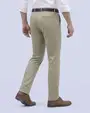 Pantalón de vestir slim fit kaki cooling comfort manhattan